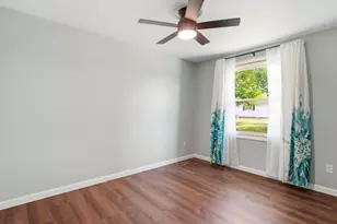 13396 Miracle Dr, Chelsea, MI 48118 - Photo 15