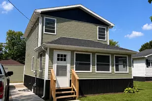 412 4th Ave, Three Rivers, MI 49093 - Photo 1