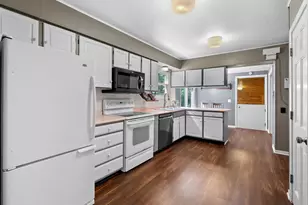 9299 W Ave E, Vicksburg, MI 49097 - Photo 7