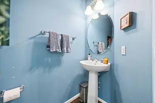 2733 S Spurway Dr, Ann Arbor, MI 48105 - Photo 17