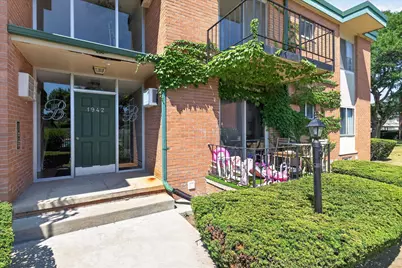 1942 Axtell Drive #3, Troy, MI 48084 - Photo 3