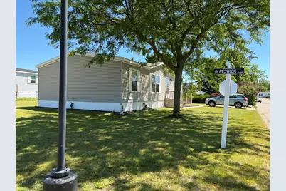 360 E Tuttle Road #212, Ionia, MI 48846 - Photo 3