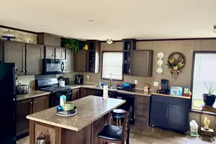 360 E Tuttle Rd, Ionia, MI 48846 - Photo 11