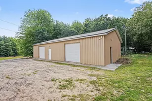 5847 W Austrian Pine Ln, Grant, MI 49327 - Photo 21