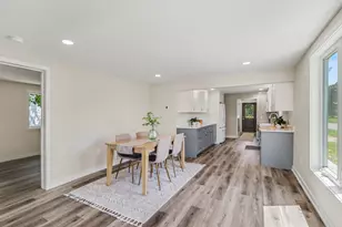 52070 Lake Ave, Three Rivers, MI 49093 - Photo 13