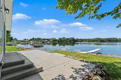 52070 Lake Avenue, Three Rivers, MI 49093 - Photo 11