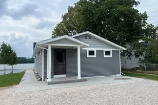 52070 Lake Ave, Three Rivers, MI 49093 - Photo 5