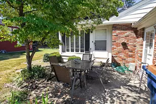 372 S Hills Dr, Battle Creek, MI 49015 - Photo 9