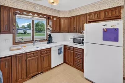 372 South Hills Drive, Battle Creek, MI 49015 - Photo 21