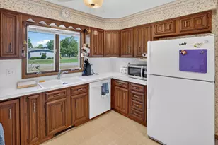 372 S Hills Dr, Battle Creek, MI 49015 - Photo 21