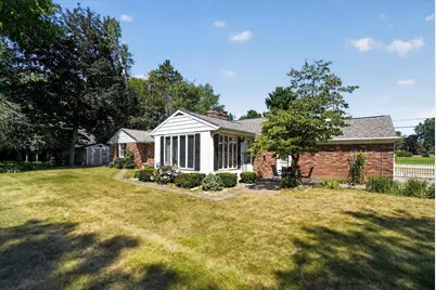 372 South Hills Drive, Battle Creek, MI 49015 - Photo 7