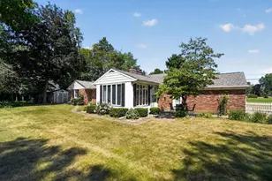 372 S Hills Dr, Battle Creek, MI 49015 - Photo 7