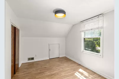 1221 Whitmore Avenue NW, Grand Rapids, MI 49504 - Photo 17