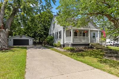 1221 Whitmore Avenue NW, Grand Rapids, MI 49504 - Photo 3