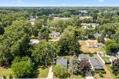 1221 Whitmore Avenue NW, Grand Rapids, MI 49504 - Photo 31