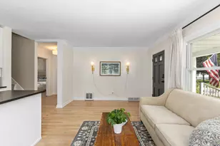 1221 Whitmore Ave NW, Grand Rapids, MI 49504 - Photo 7