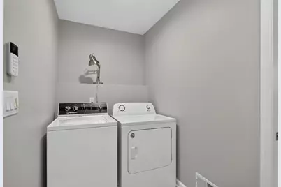 3723 Terrace Hills Lane #10, Jackson, MI 49203 - Photo 25