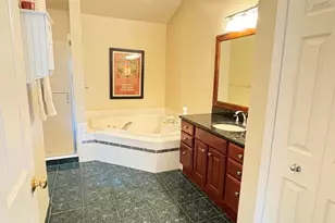 7708 Hunters Pointe, Brighton, MI 48116 - Photo 33