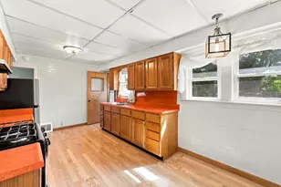 223 Quigley Blvd SW, Grand Rapids, MI 49507 - Photo 17