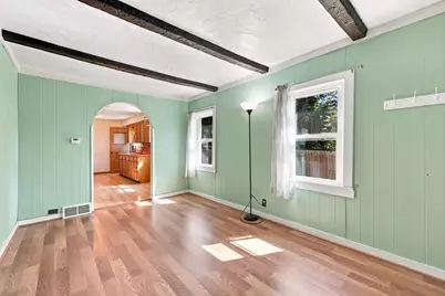 223 Quigley Boulevard SW, Grand Rapids, MI 49507 - Photo 9