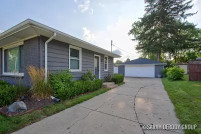 1936 Carlton Avenue NE, Grand Rapids, MI 49505 - Photo 3