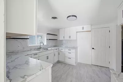 1580 Beidler Street, Muskegon, MI 49441 - Photo 7