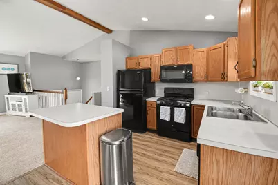 421 Macomb Avenue NW, Grand Rapids, MI 49534 - Photo 15