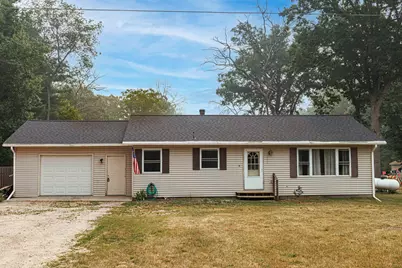11572 N Bingham Avenue, Bitely, MI 49309 - Photo 1