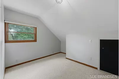 357 N State Street, Zeeland, MI 49464 - Photo 25