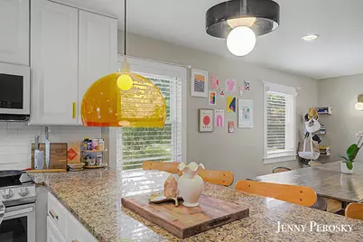1044 Breton Road SE, East Grand Rapids, MI 49506 - Photo 15