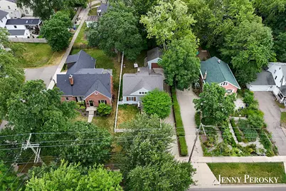 1044 Breton Road SE, East Grand Rapids, MI 49506 - Photo 7