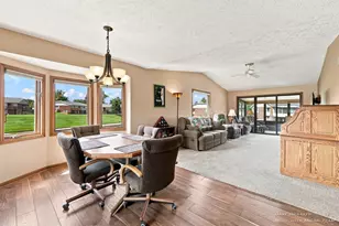 711 Waterview Ct, Grandville, MI 49418 - Photo 7