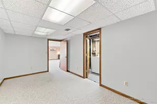 711 Waterview Ct, Grandville, MI 49418 - Photo 27