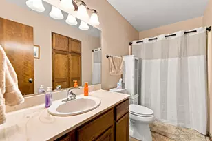 711 Waterview Ct, Grandville, MI 49418 - Photo 19