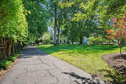 1110 Oakleigh Avenue NW, Grand Rapids, MI 49504 - Photo 7