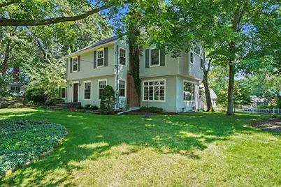1110 Oakleigh Avenue NW, Grand Rapids, MI 49504 - Photo 9