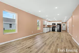 723 N Burgess St, Greenville, MI 48838 - Photo 11