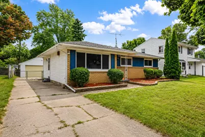 3815 Walton Drive, Lansing, MI 48910 - Photo 3