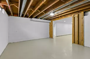 3815 Walton Dr, Lansing, MI 48910 - Photo 19