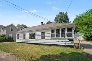 250 W Franklin St, Otsego, MI 49078 - Photo 3