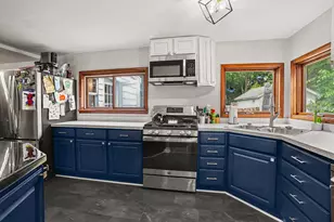 250 W Franklin St, Otsego, MI 49078 - Photo 11