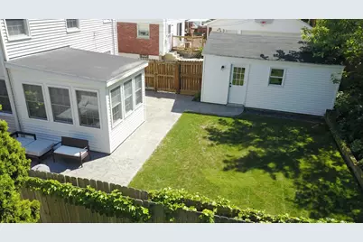 2604 Richards Drive SE, East Grand Rapids, MI 49506 - Photo 9
