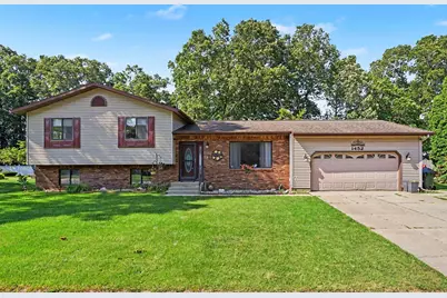 1452 Adams Avenue, Muskegon, MI 49442 - Photo 1