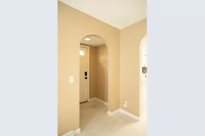 917 Clearview Street, Kalamazoo, MI 49048 - Photo 11
