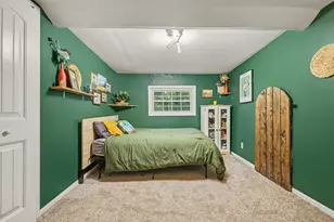 2067 Riverbank Ave NE, Grand Rapids, MI 49525 - Photo 9