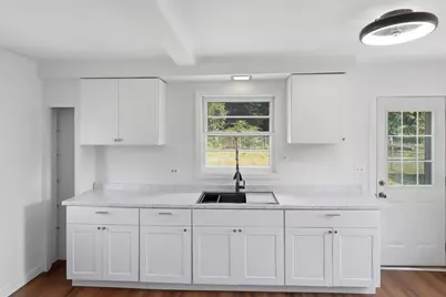 221 E Colfax Street, Hastings, MI 49058 - Photo 9