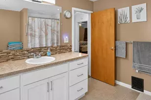 1017 Woodbridge St, Jackson, MI 49203 - Photo 27