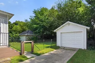 1017 Woodbridge St, Jackson, MI 49203 - Photo 45