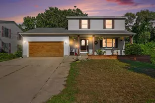 1330 S Griffin St, Grand Haven, MI 49417 - Photo 1