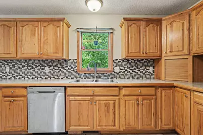1330 S Griffin Street, Grand Haven, MI 49417 - Photo 15